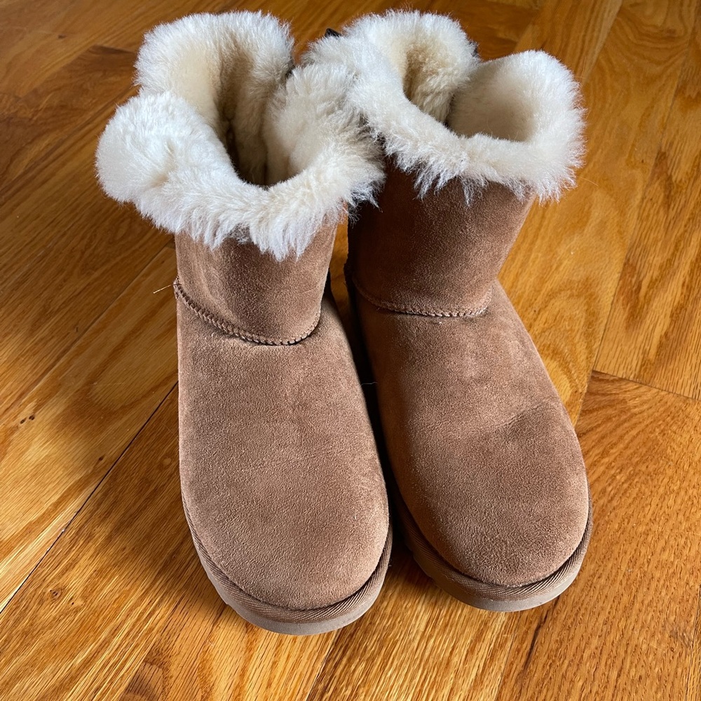 UGG Bailey Bow